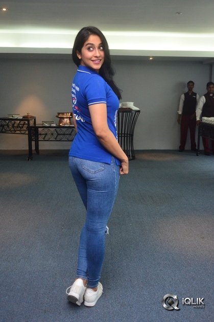 Regina-Cassandra-At-Aditya-Mehata-Foundation-Infinity-Ride-Poster-Launch